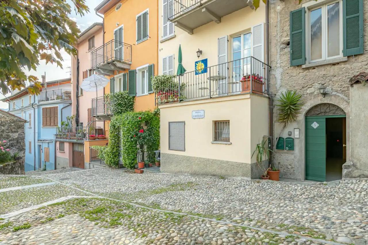 Castle&Lake Rezzonico Exterior photo